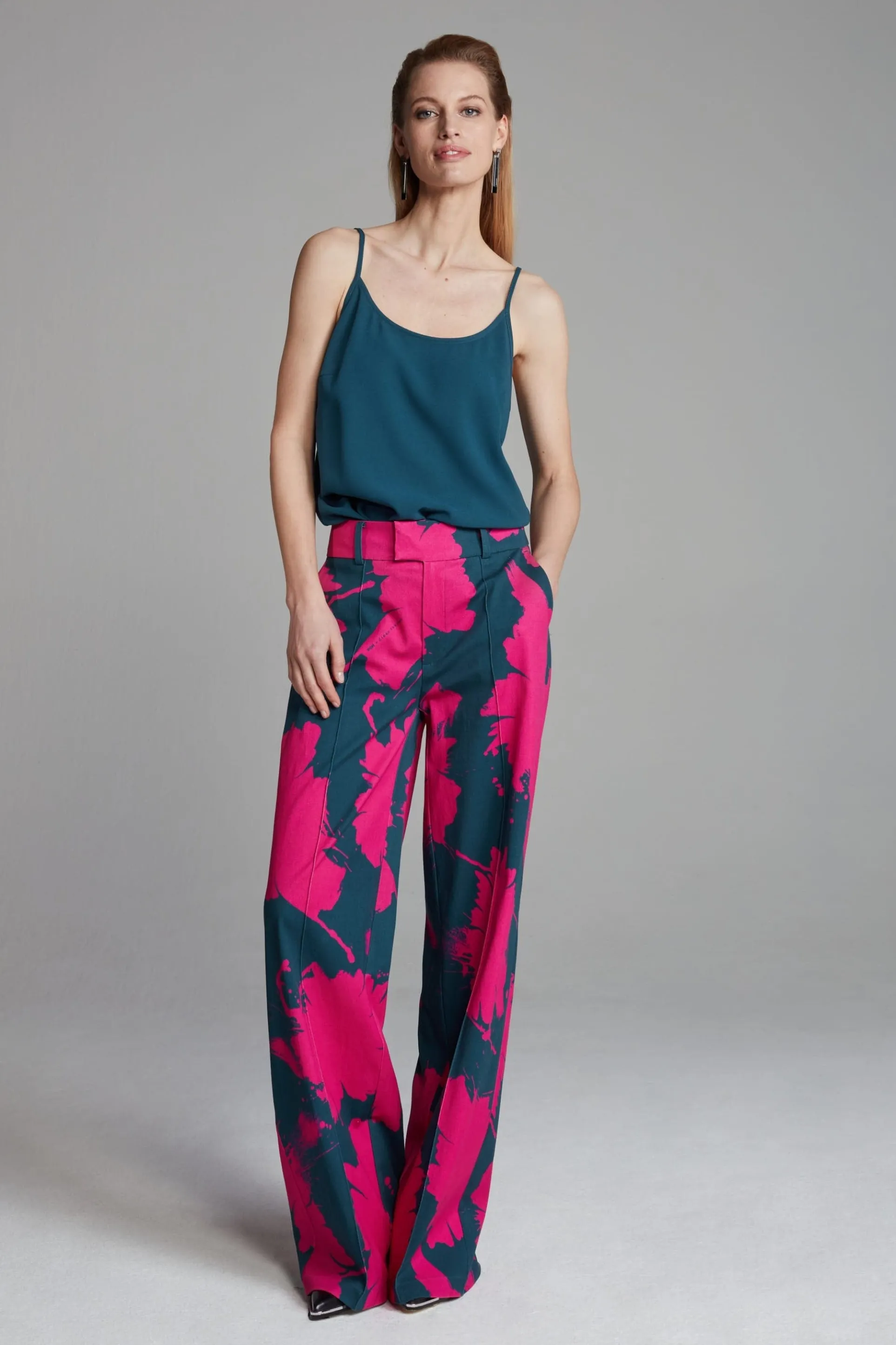 BROEK Carrie