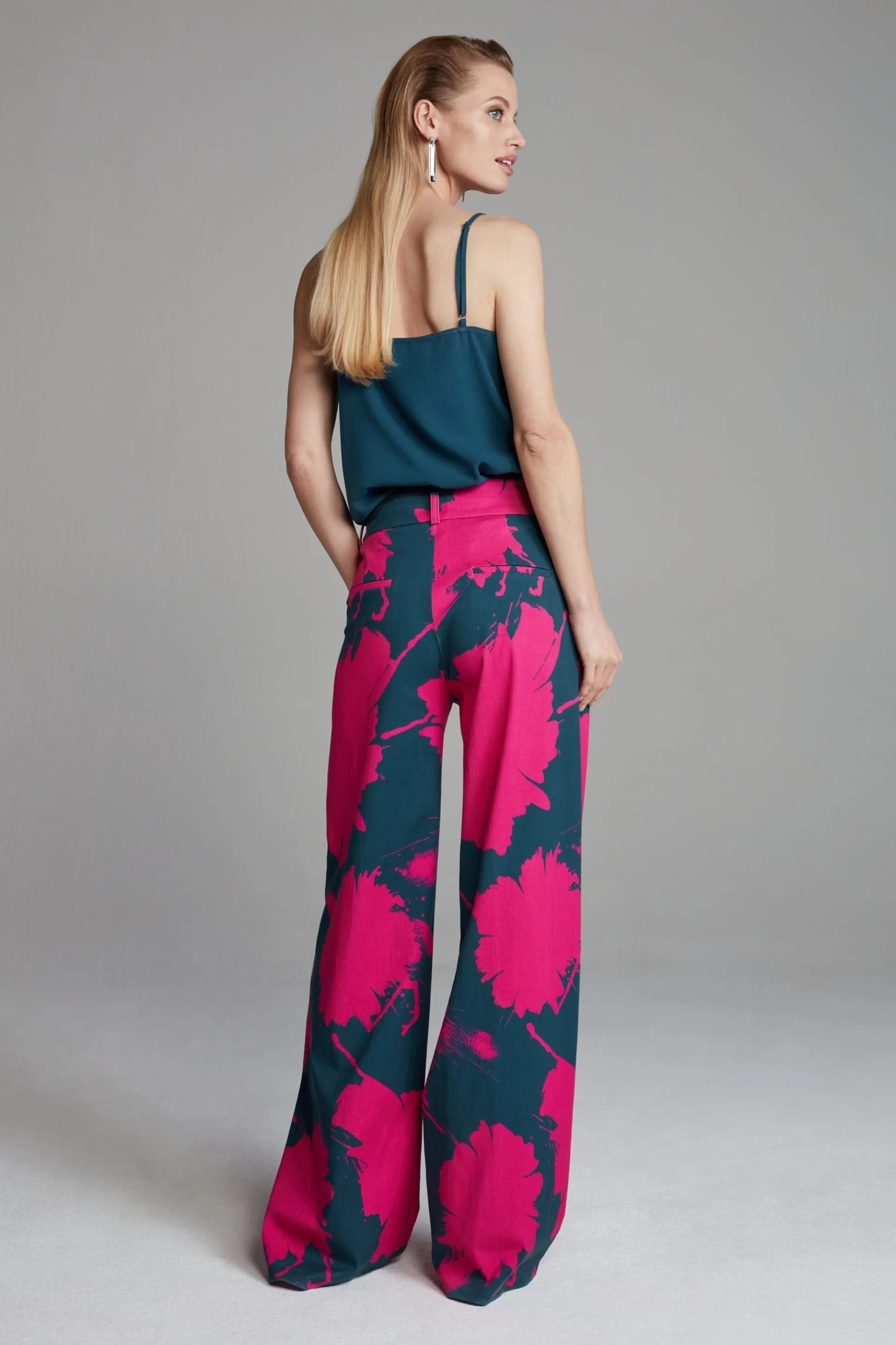 BROEK Carrie