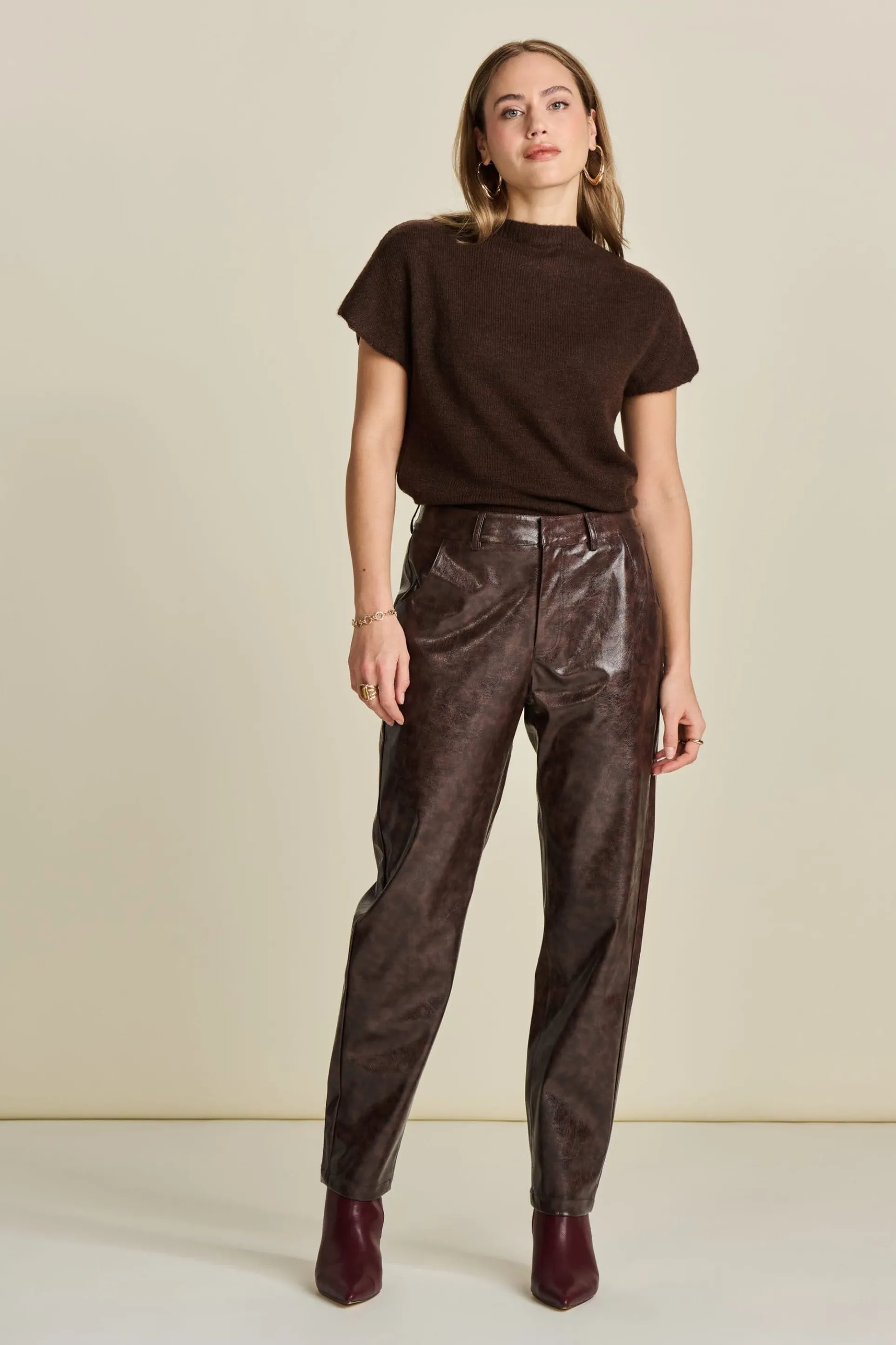 BROEK Faux Leather Brown