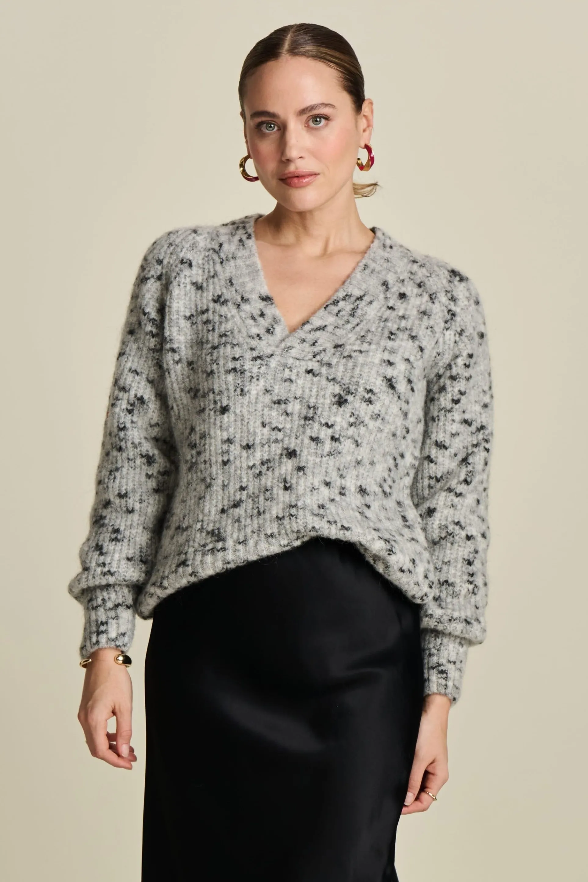 TRUI Animal Grey