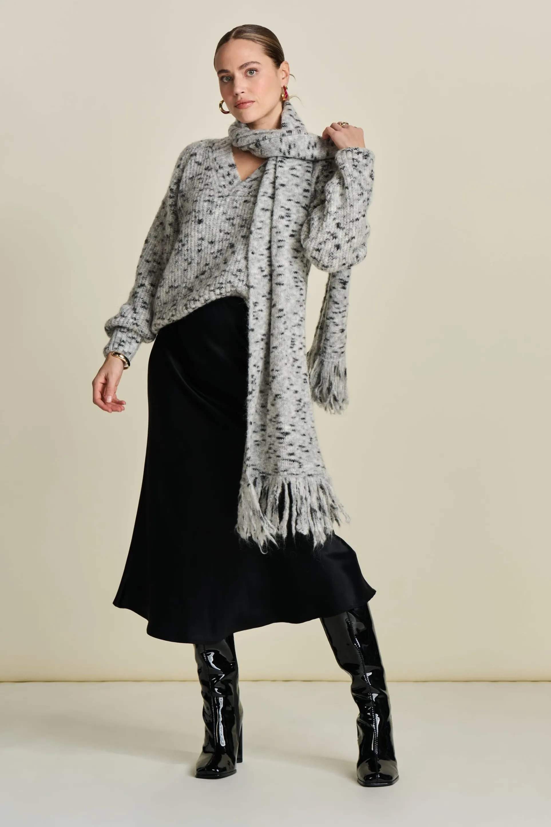 TRUI Animal Grey