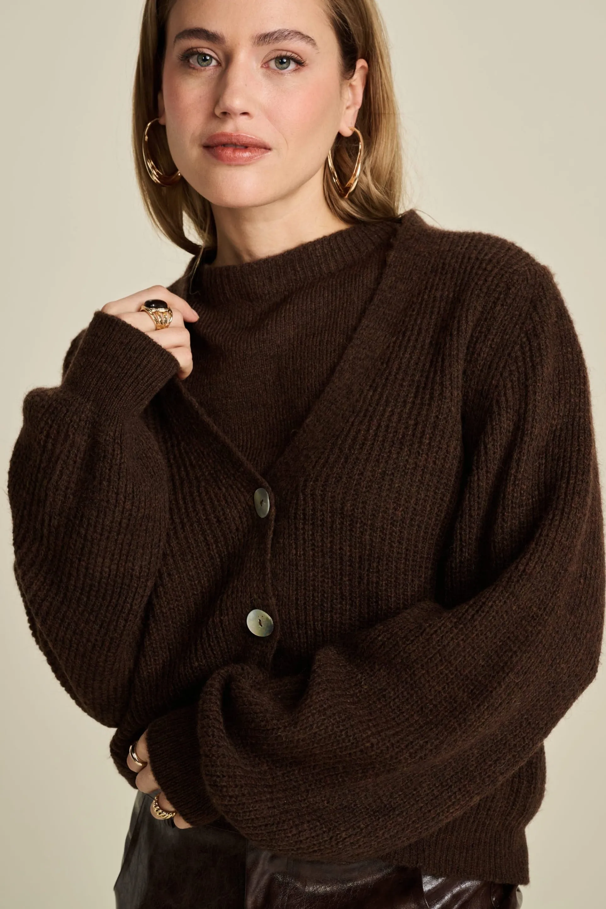 VEST Brown